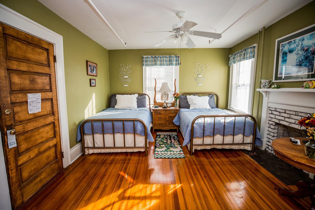 Bed and Breakfast The Henderson Hendersonville Zewnętrze zdjęcie